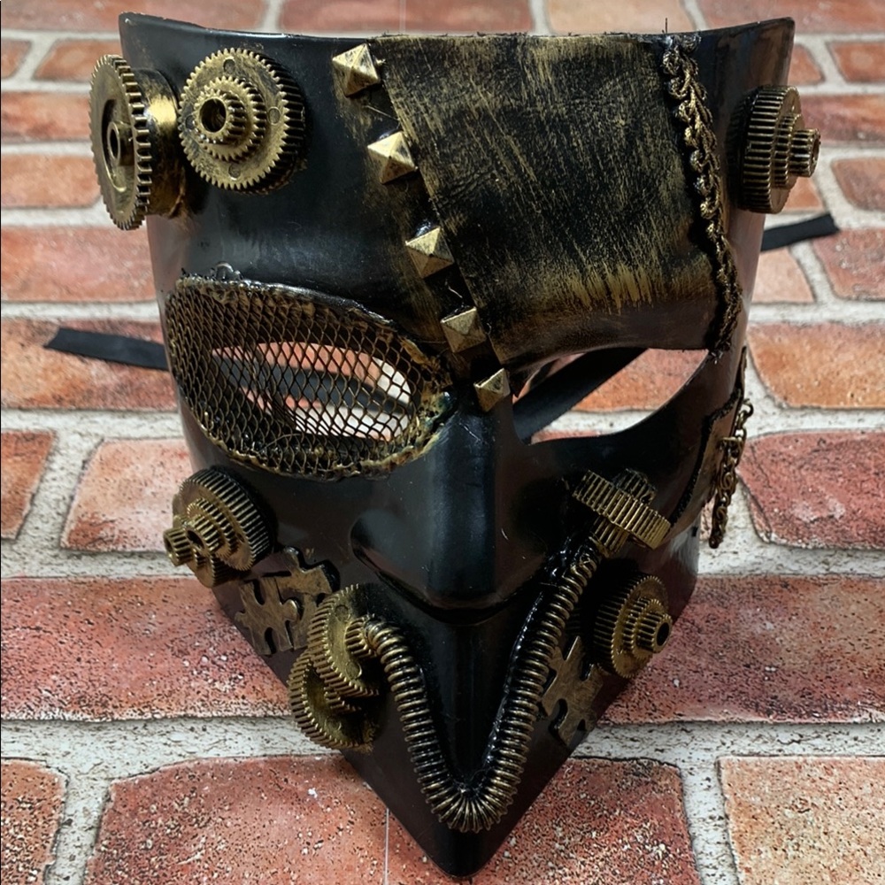 Steampunk Black and Gold Mask